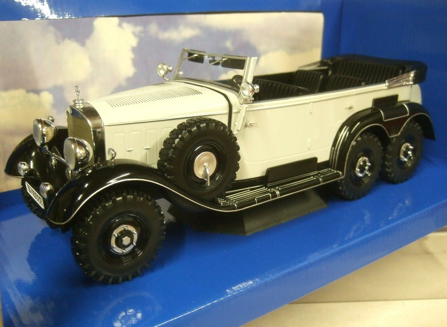 MCG 1/18 D/CAST 1938 MERCEDES-BENZ G4 (W31) 6 WHEEL GERMAN