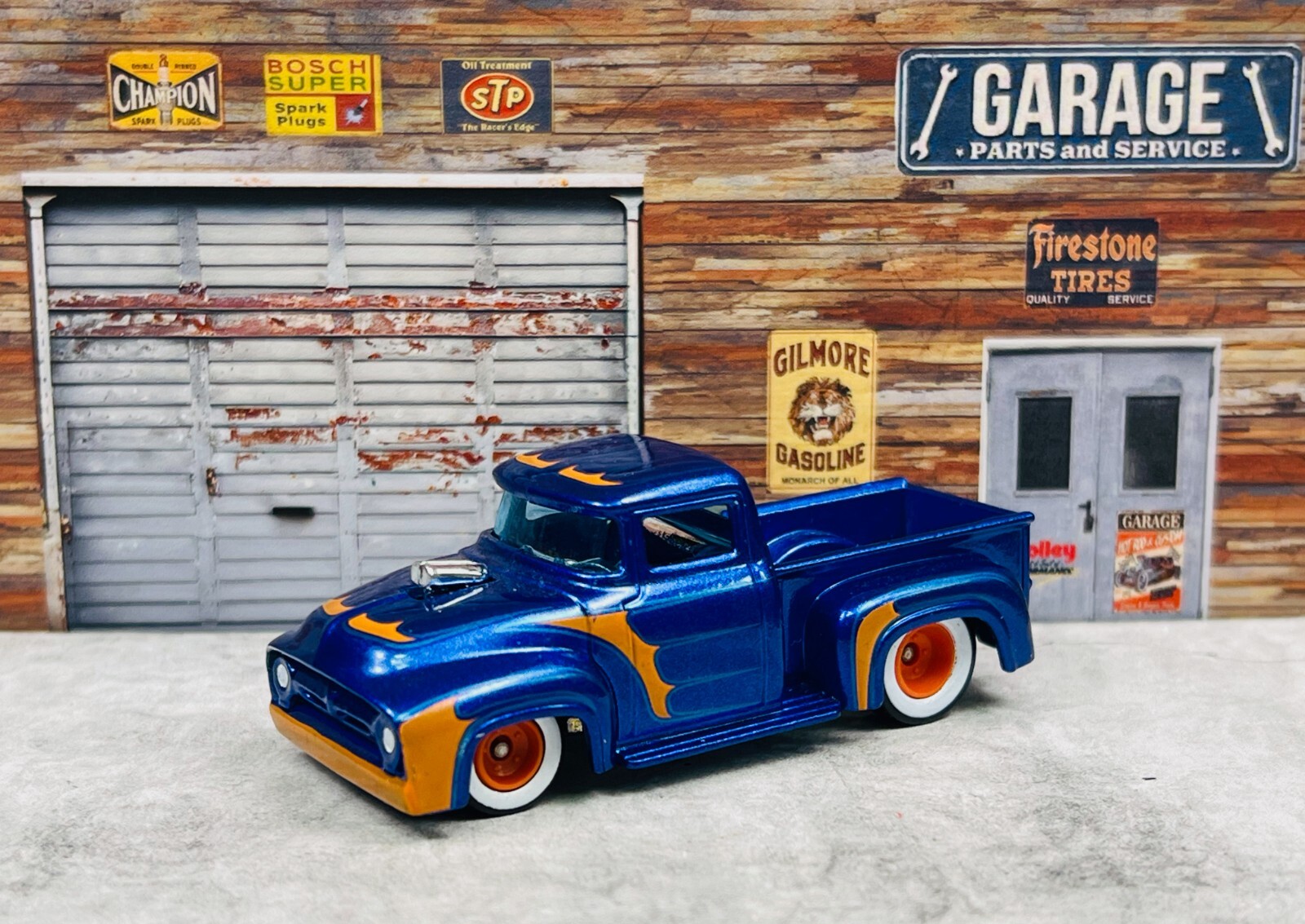Hot Wheels Wayne's Garage カスタム'56フォード 🇺🇸🇺🇸Hot Wheels CUSTOM '56 FORD TRUCK Wayne's Garage Blue