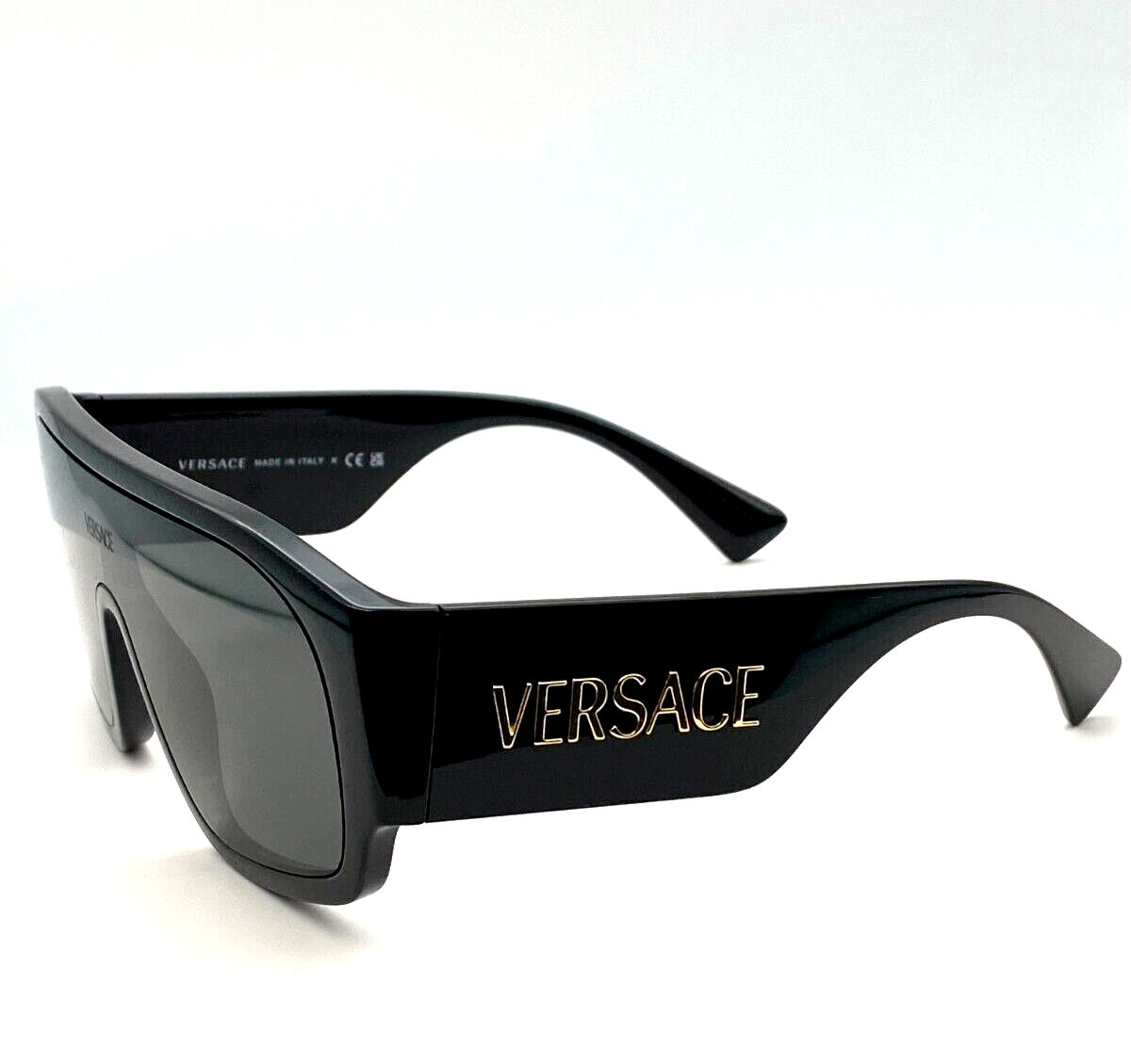 Pre-owned Versace Ve4439 Gb1/87 Black/dark Grey Square Women's Sunglasses In Gray