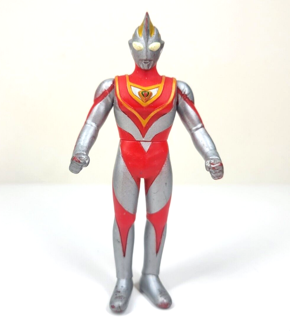 Ultraman Gaia V1 Small Over 4