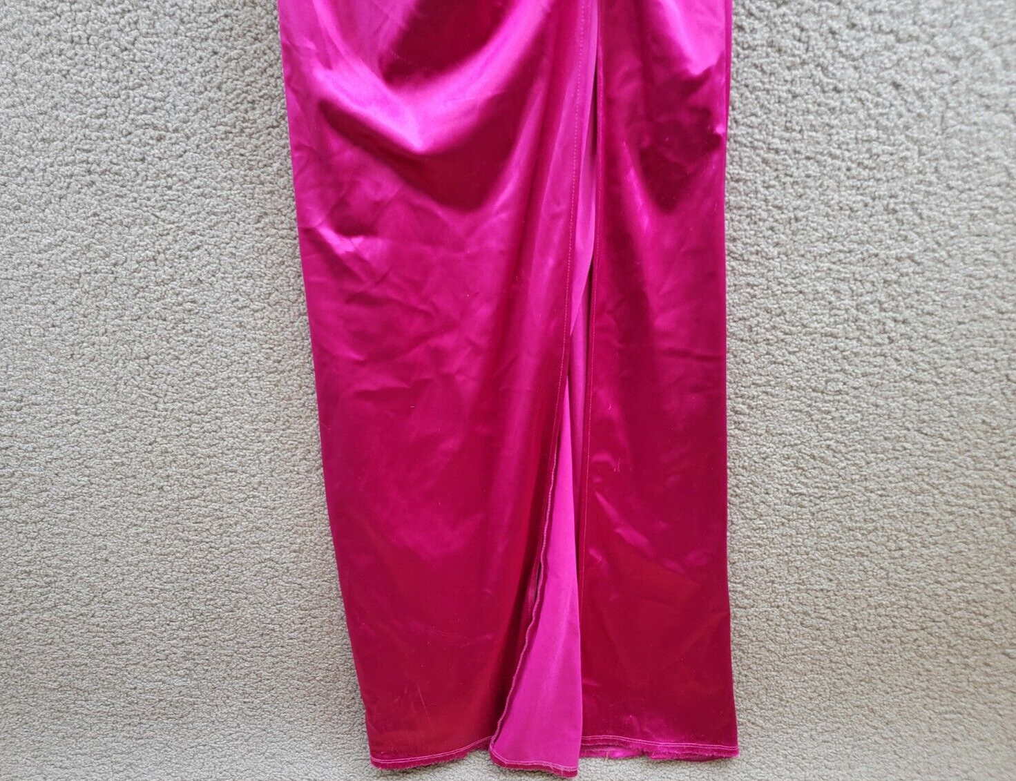 City Studio Satin Cross-Strap Mesh Embellished Back Gown Juniors 3/4 Deep Orchid - Picture 4 of 16