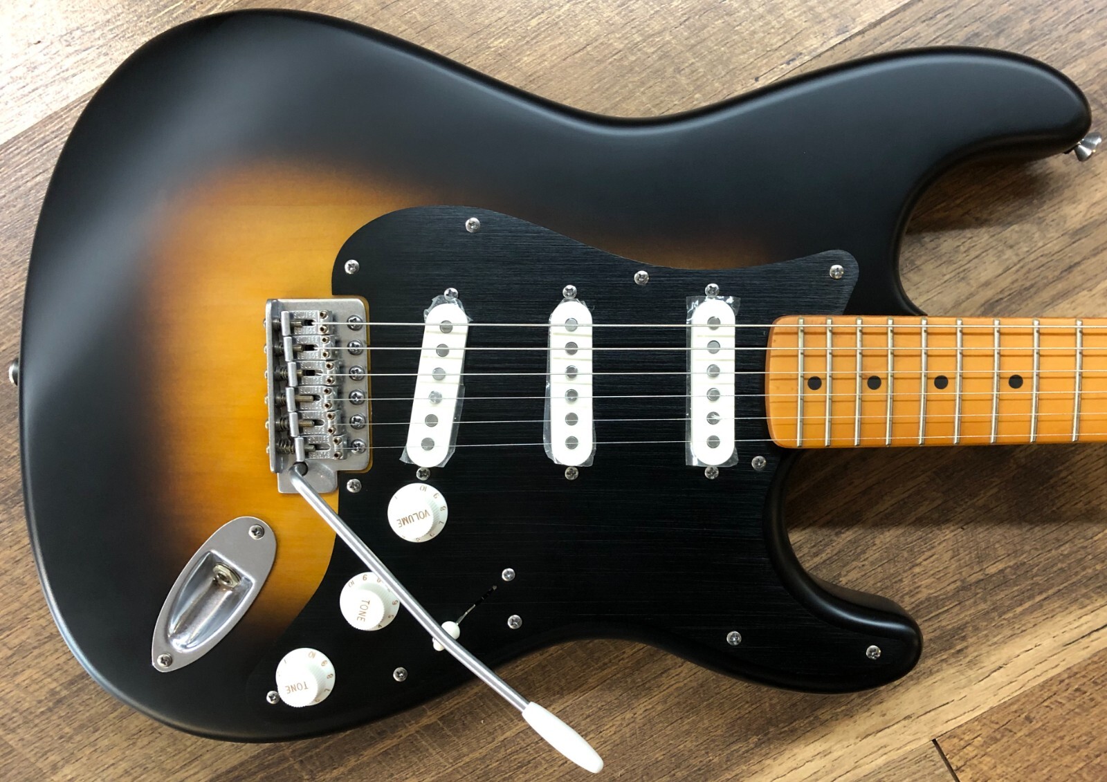 ギター Squier Stratocaster Squier by Fender 40th Anniversary Stratocaster Gold Edition