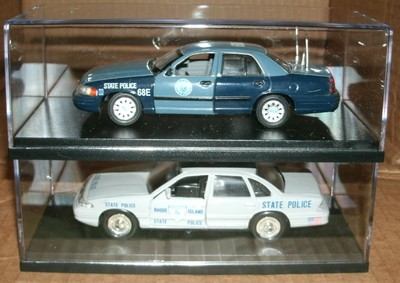 Two 1/43 Scale Plastic Acrylic Display Cases for Diecast Car Model Collectibles