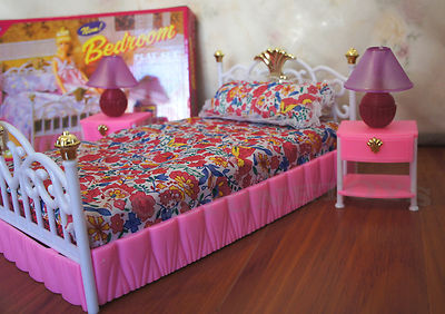 GLORIA FURNITURE DOLLHOUSE SIZE NEW BEDROOM Lighted BED LAMP Bed Frame PLAYSET