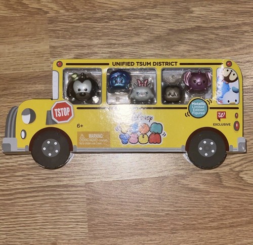 Tsum Tsum Exclusive Metallic Vinyls School Bus Set Stitch