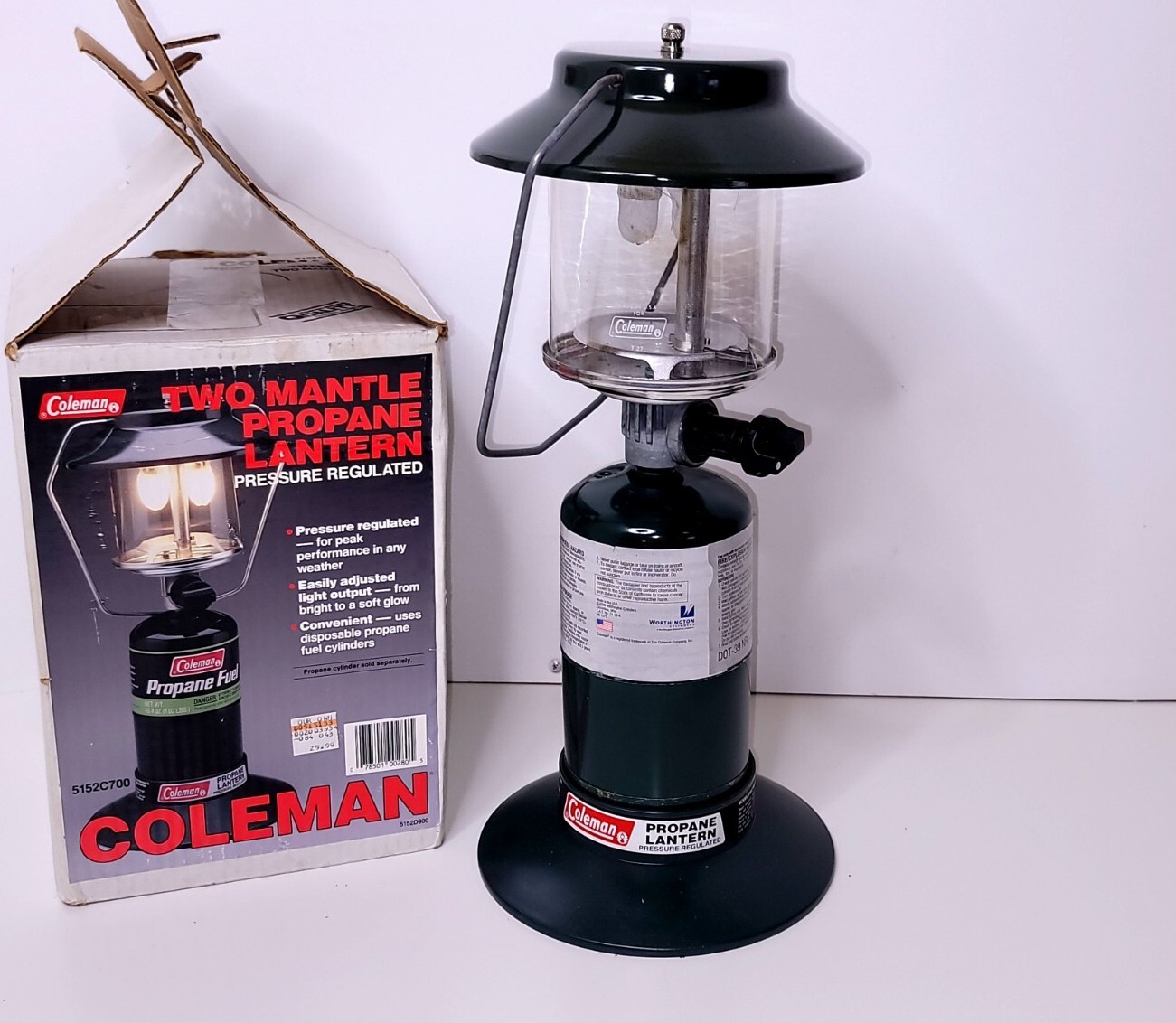 Coleman Double Mantle Propane Lantern Pressure Regulated Camping in Box 5152C700