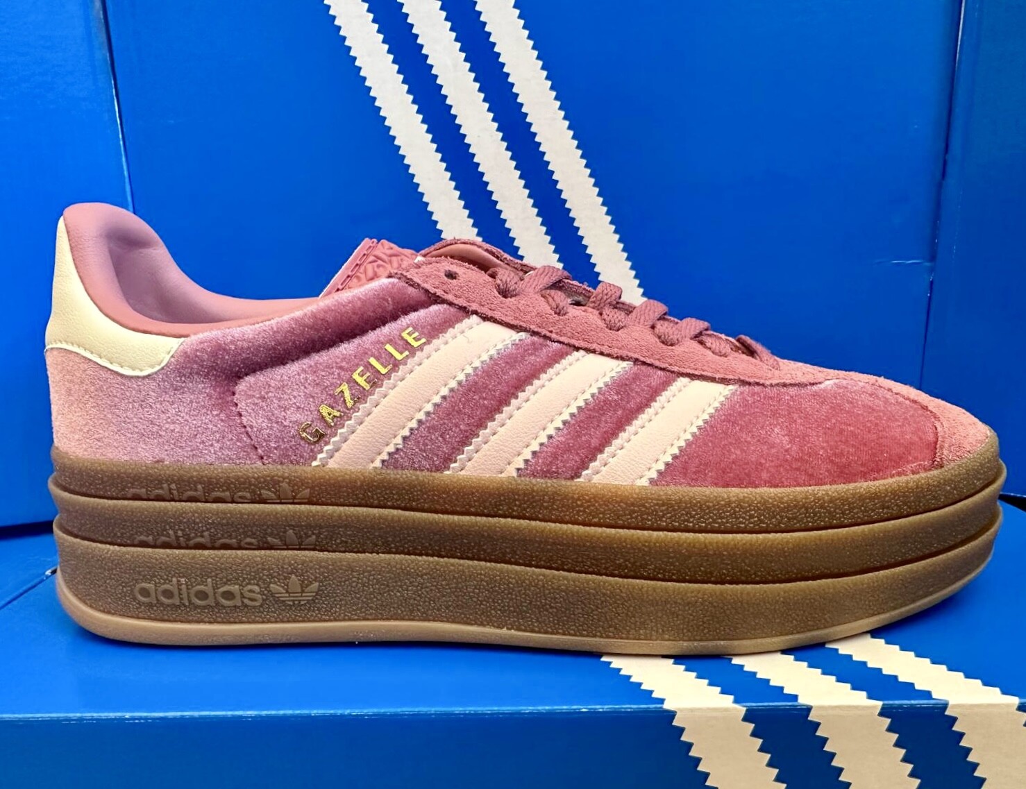 adidas【送料込】GAZELLE BOLD W IG4389 SHOES - Gazelle Bold Shoes - Pink | adidas Oman