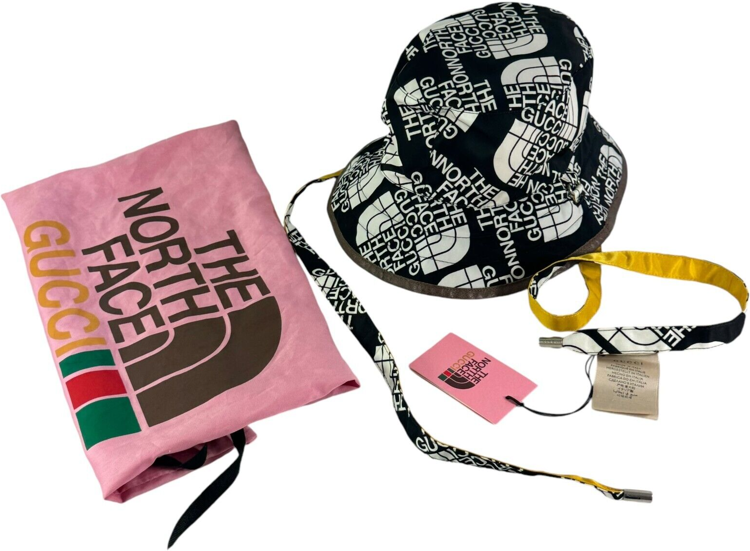 GUCCI THE NORTH FACE バケットハット ブラック GUCCI X THE NORTH FACE Black/White Reversible Unisex Bucket