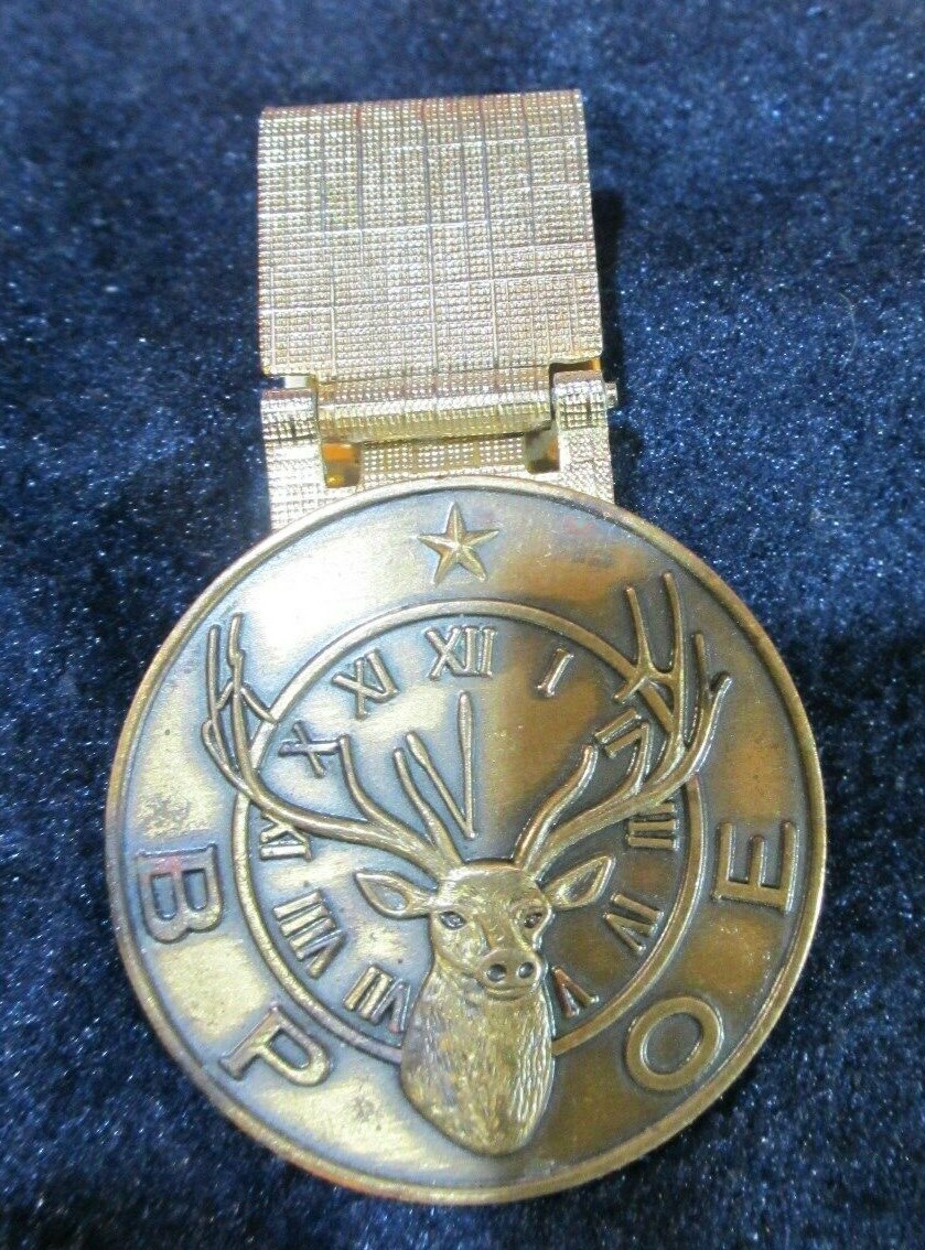 VTG ELKS LODGE BPOE BIG MONEY CLIP GOLD TONE METAL HINGED 2 1/2X1 1/2 EUC BILLS