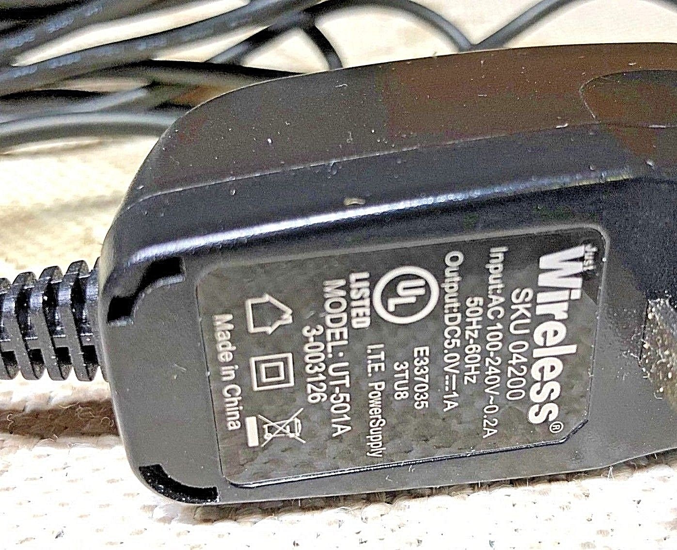 AC Adapter LTE POWER SUPPLY Model UT-501A Output 5V 1A 54