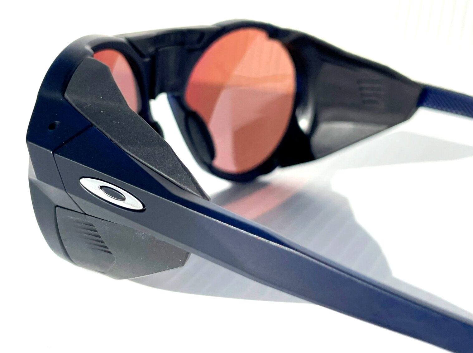 Pre-owned Oakley Clifden Mt Translucent Blue Polarized Prizm Deep Water Sunglass 9440-05