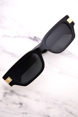 Pre-owned Versace Ve4465 Gb1/87 Sunglasses Men's Black/dark Grey Rectangle Shape 53mm In Gray