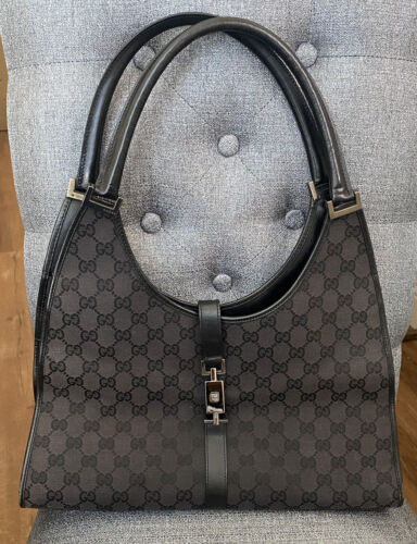 Gucci Jackie Shoulder Bag in Black Canvas and Leather | eBay Gucci Jackie Shoulder Bag in Black Canvas and Leather | eBay