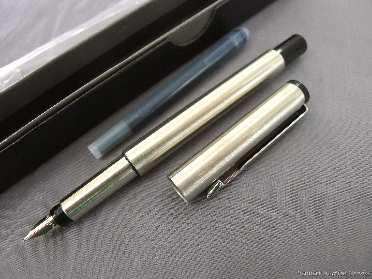 みっくん新品未使用品　Parker 18金 みっくん様専用新品未使用品 Parker 18金