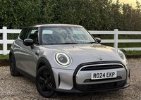 2024 MINI Hatch 1.5 Cooper Classic Steptronic Euro 6 (s/s) 3dr HATCHBACK Petrol 