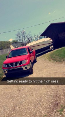 2004 Maxum 2400SR 24' Openbow Boat
