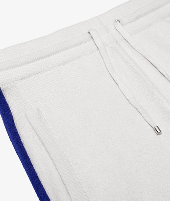 Pre-owned Larusmiani Trousers Ski Collection Pants In White