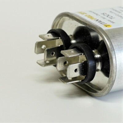 TitanPro TOC5 HVAC Oval Motor Run Capacitor. 5 MFD/UF 370 Volts