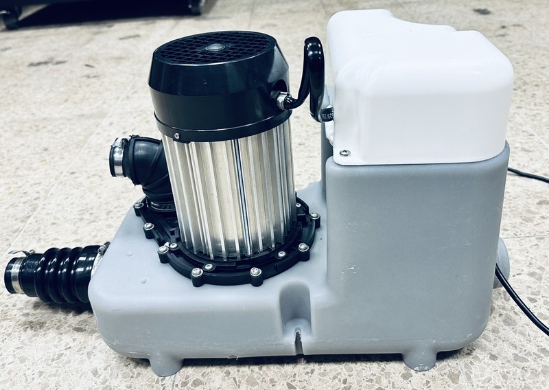 Sanicom Sfa Ff03-P95 Sanibroy Hebeanlage Kleinhebeanlage Abwasserhebeanlage 