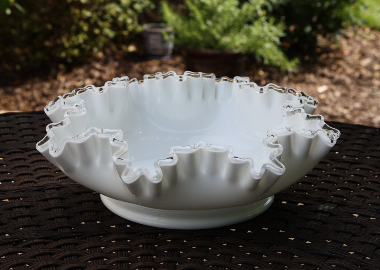 フェントン　シルバークレスト Fenton フェントン シルバークレストのフリルが可愛い 大きな