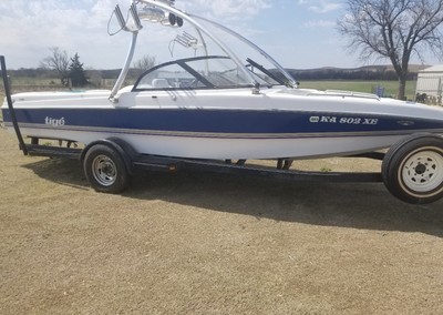 1998 Tige Boat Pre 2100