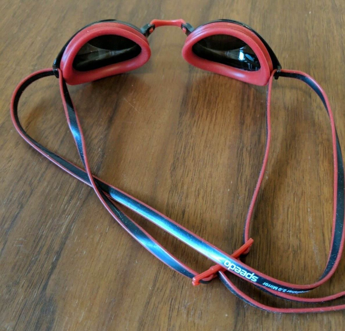 Speedo Vanquisher 2.0 Mirrored Swim Goggle, Red, One Size