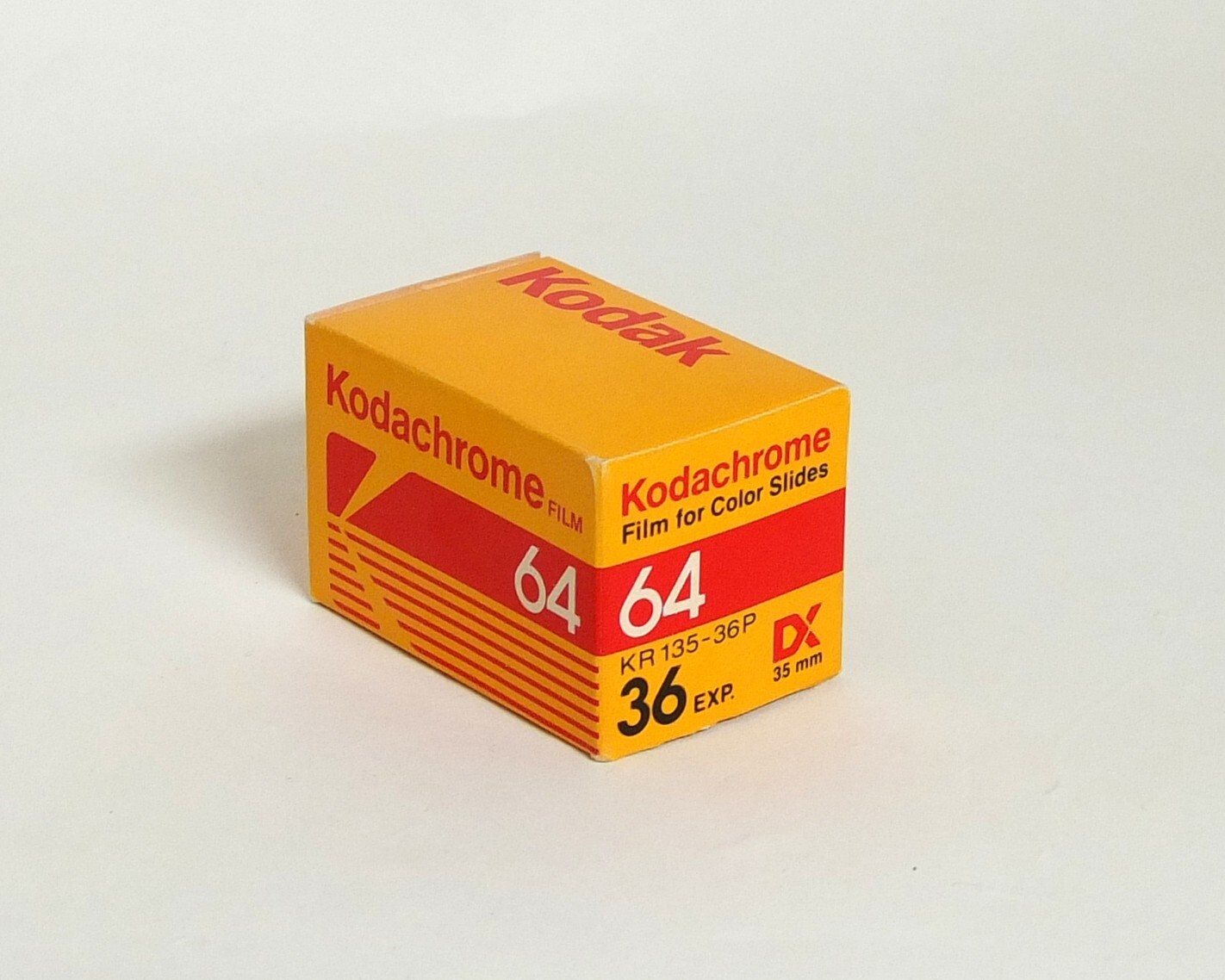 Kodachrome40 カラームービーフィルム Amazon.com : Kodak KMA-464 Super 8 Kodachrome 40 Movie Film