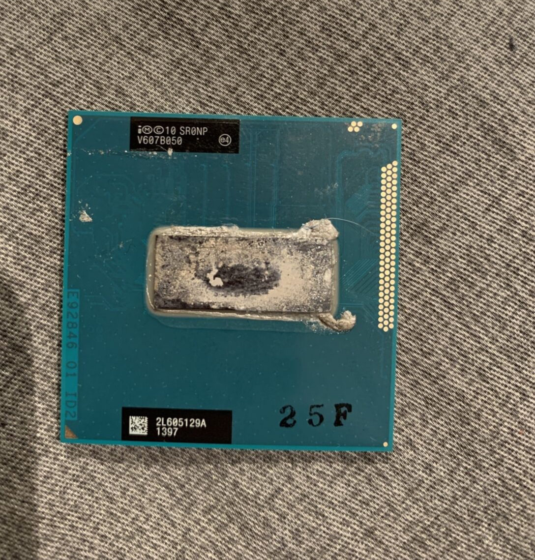 Intel i7-3610QE 鬱陶しい SR0NP