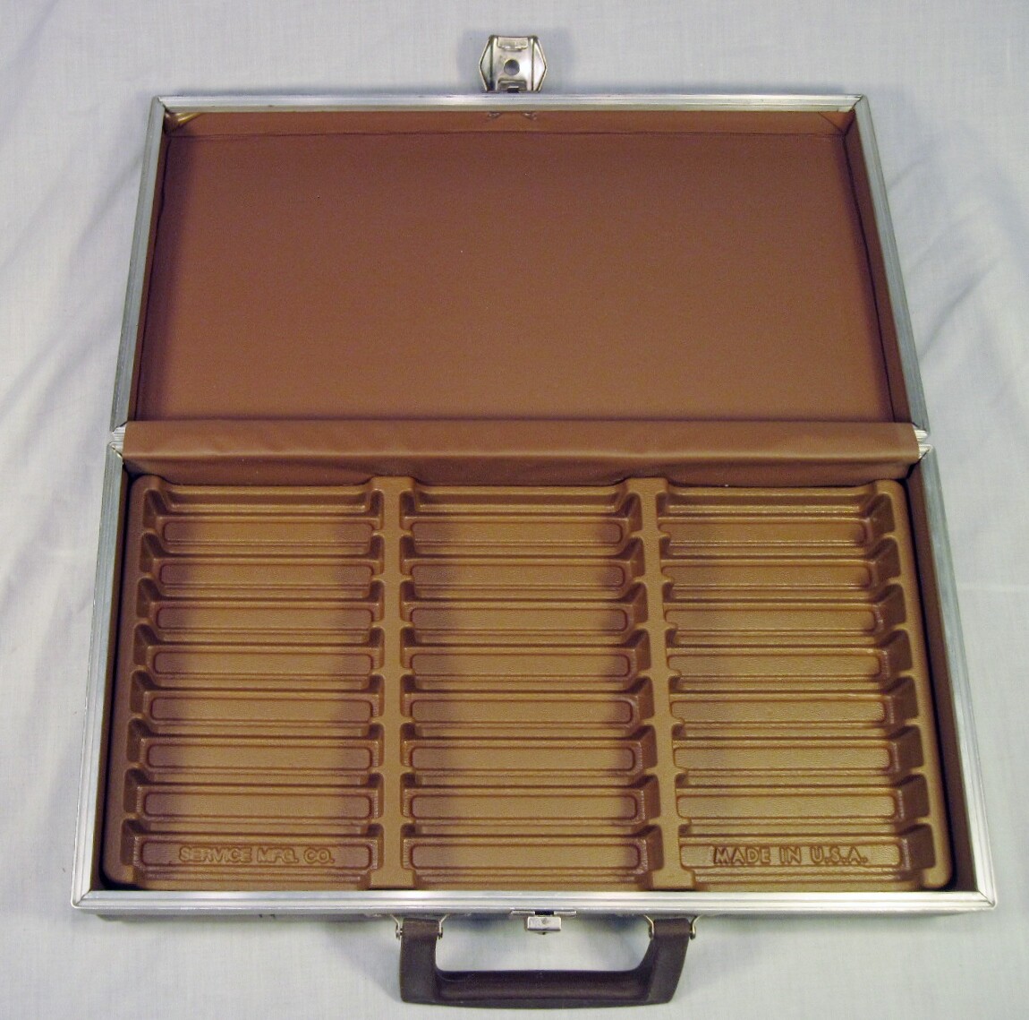 Vintage Cassette Tape Holder Storage Case Sturdy Brown Portable Holds 24 Tapes
