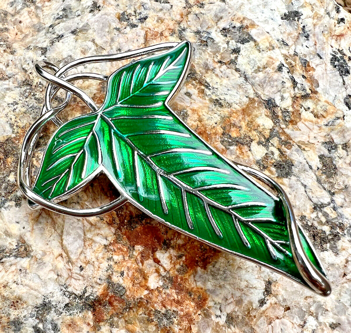 Leaves Of Lorien Brooch | Elven Leaf Platinum | Gift LOTR Leaves Of Lorien Brooch | Elven Leaf Platinum | Gift LOTR