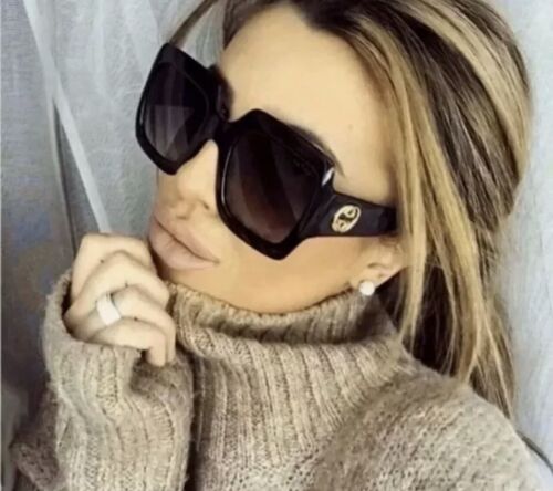 Gucci GG0053S Black / Grey Lens Square Women Oversized Gucci GG0053S Black / Grey Lens Square Women Oversized