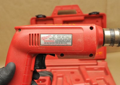 Vtg Milwaukee 3/8 Hole Shooter Drill 0384-1 Drill Tool 7.2 V, Case, Dead Battery