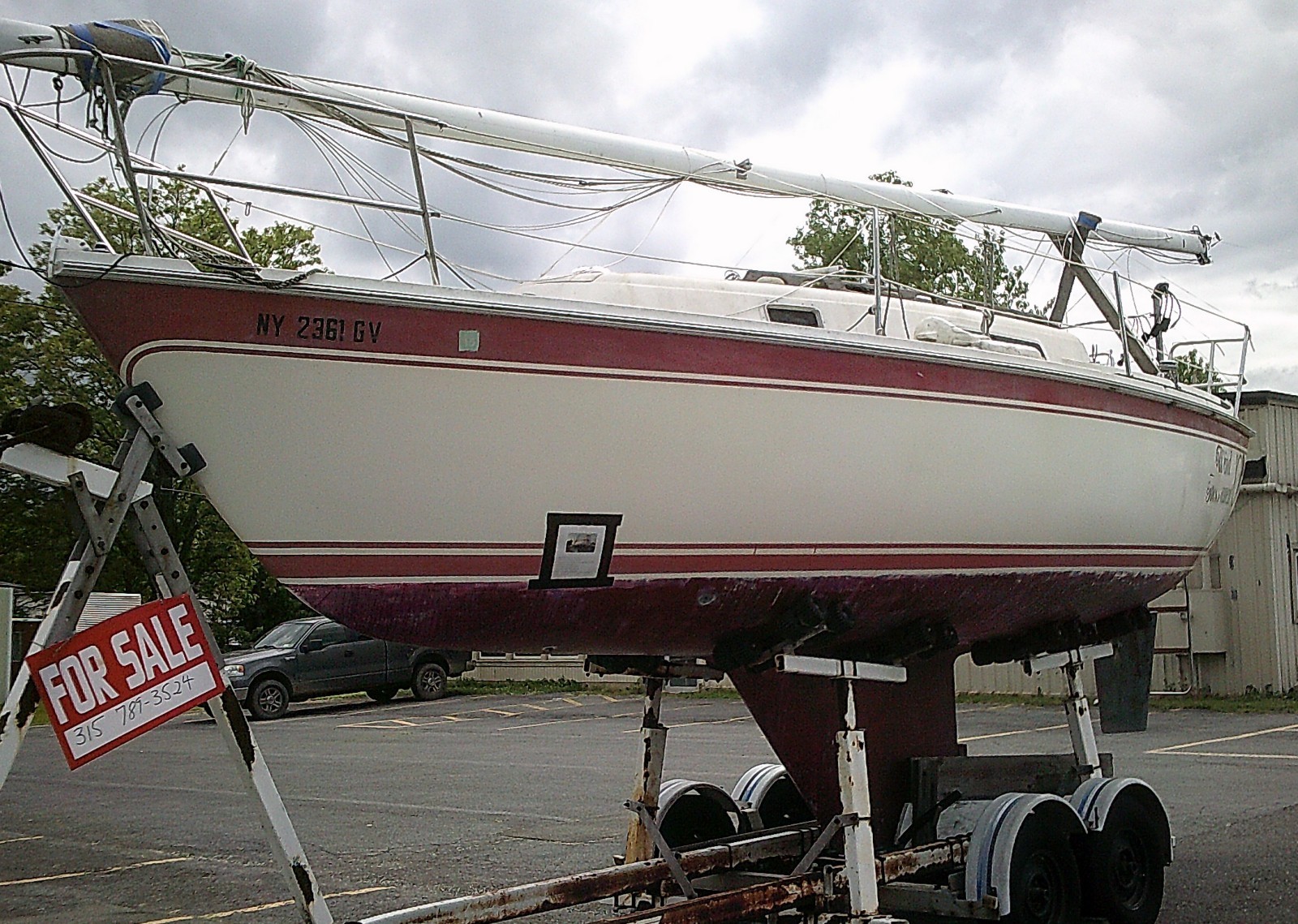 Nice Solid Cal 25 Cruising Sailboat In Good Shape On EZ Loader Dual Axle Trailer
