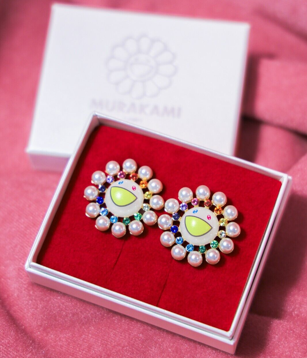 YAMI NO HANA ARAKI's jewelry and flower Nobuyushi Araki