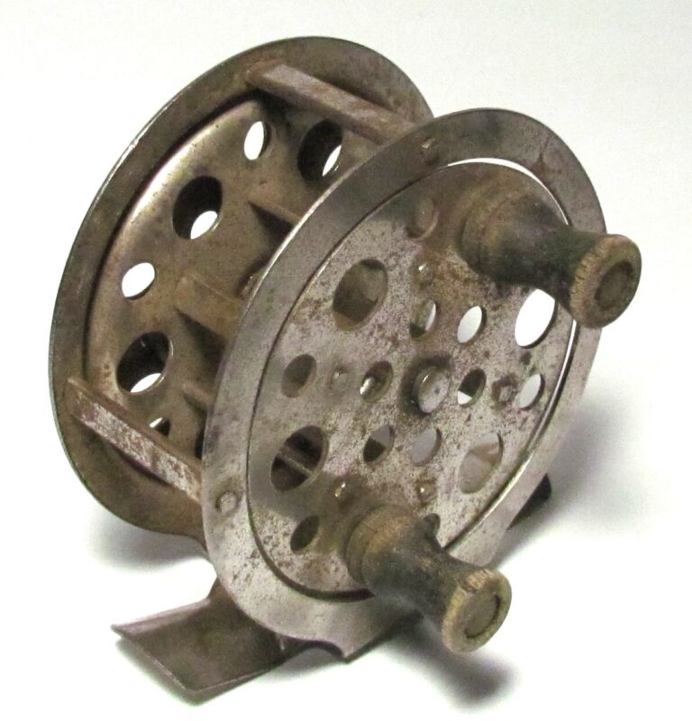 ANTIQUE USA FLY FISHING REEL