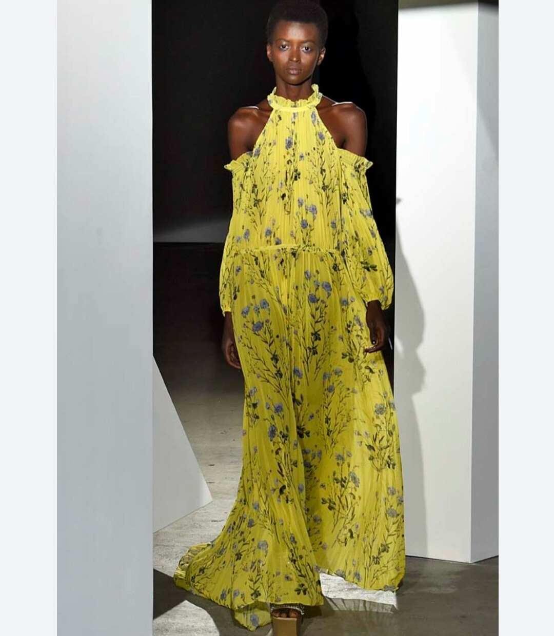 Pre-owned Self-portrait Yellow Off Shoulder Floral Pleated Dress M (us4 &6) L(us8 &10)