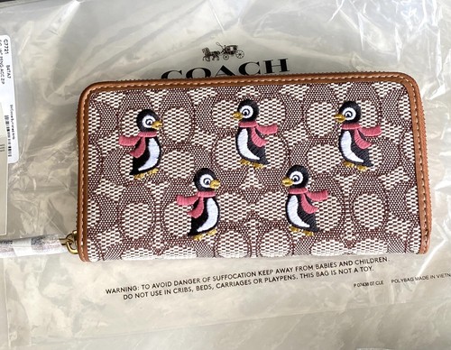 NWT COACH PENGUIN SIGNATURE JACQUARD/LEATHER ACCORDION ZIP WALLET C7721