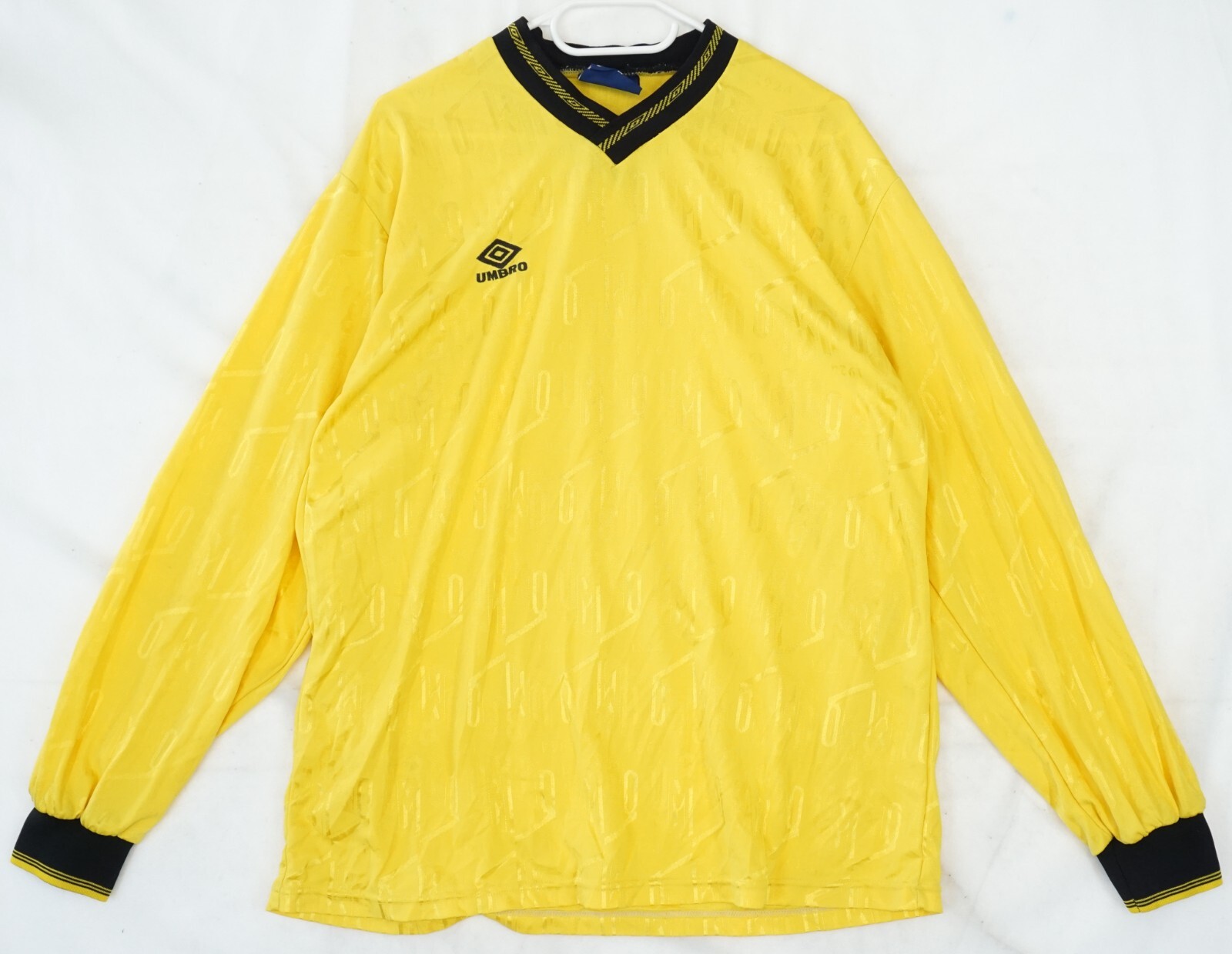 Vintage Umbro 1924 Yellow Satin Logo Goalkeeper Jersey Size