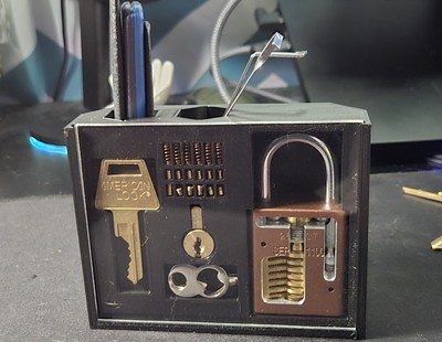 Foto dell'oggetto di un acquirente verificato