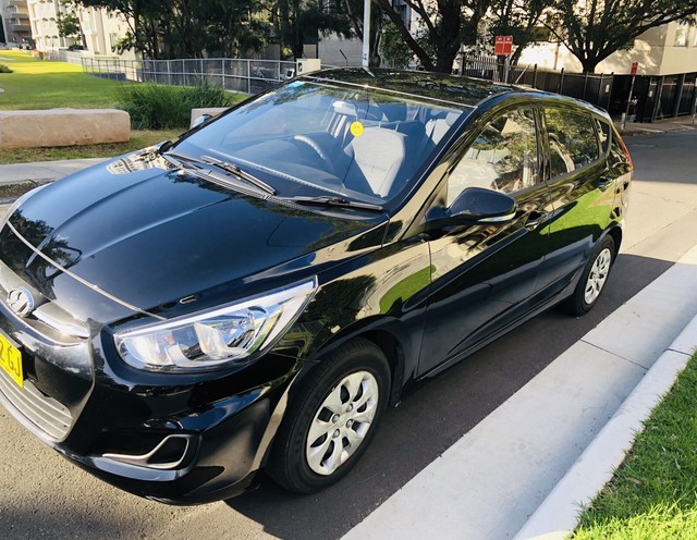 Hyundai accent black