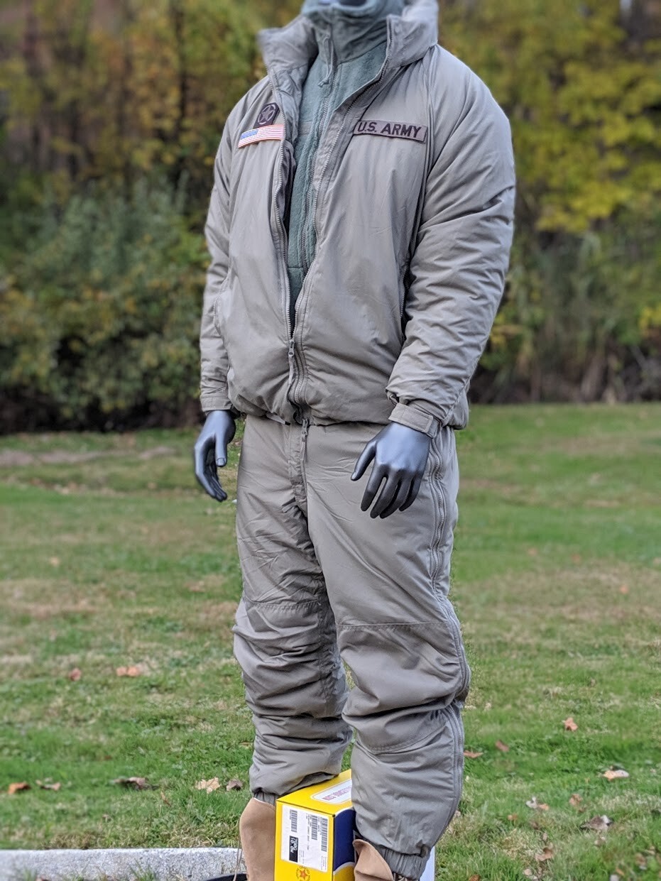 US Army ECWCS GEN 3 Level 7 Extreme Cold Weather Parka + US Army ECWCS GEN 3 Level 7 Extreme Cold Weather Parka +