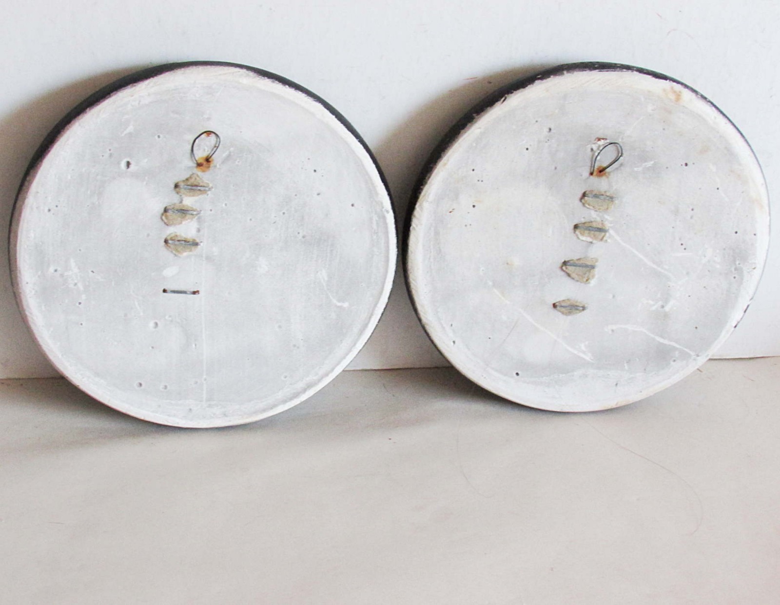 2 Pc Vintage Rooster Wall Plaques Chalkware Miller Studios 1977 5.5