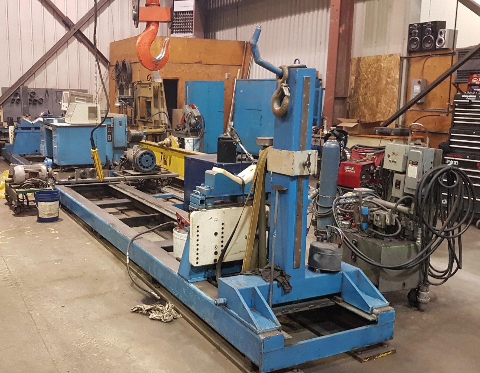 IRD Mechanalysis 33' x 15000 lbs Balancing machine balancer