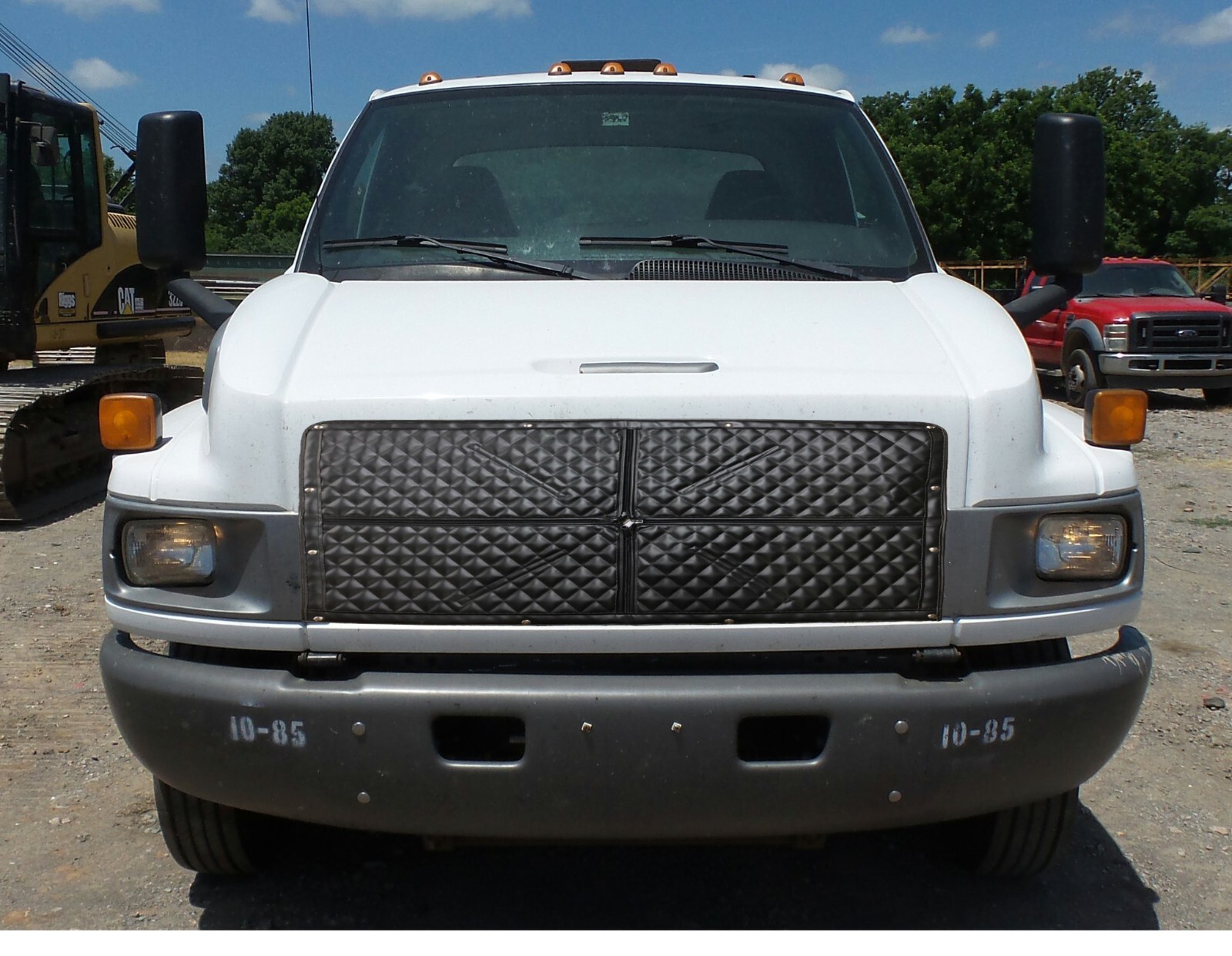 ※仕上げ中　C/K1500 GMC TOP KICK front-grilles-aps-gr03hff30j-6.jpg