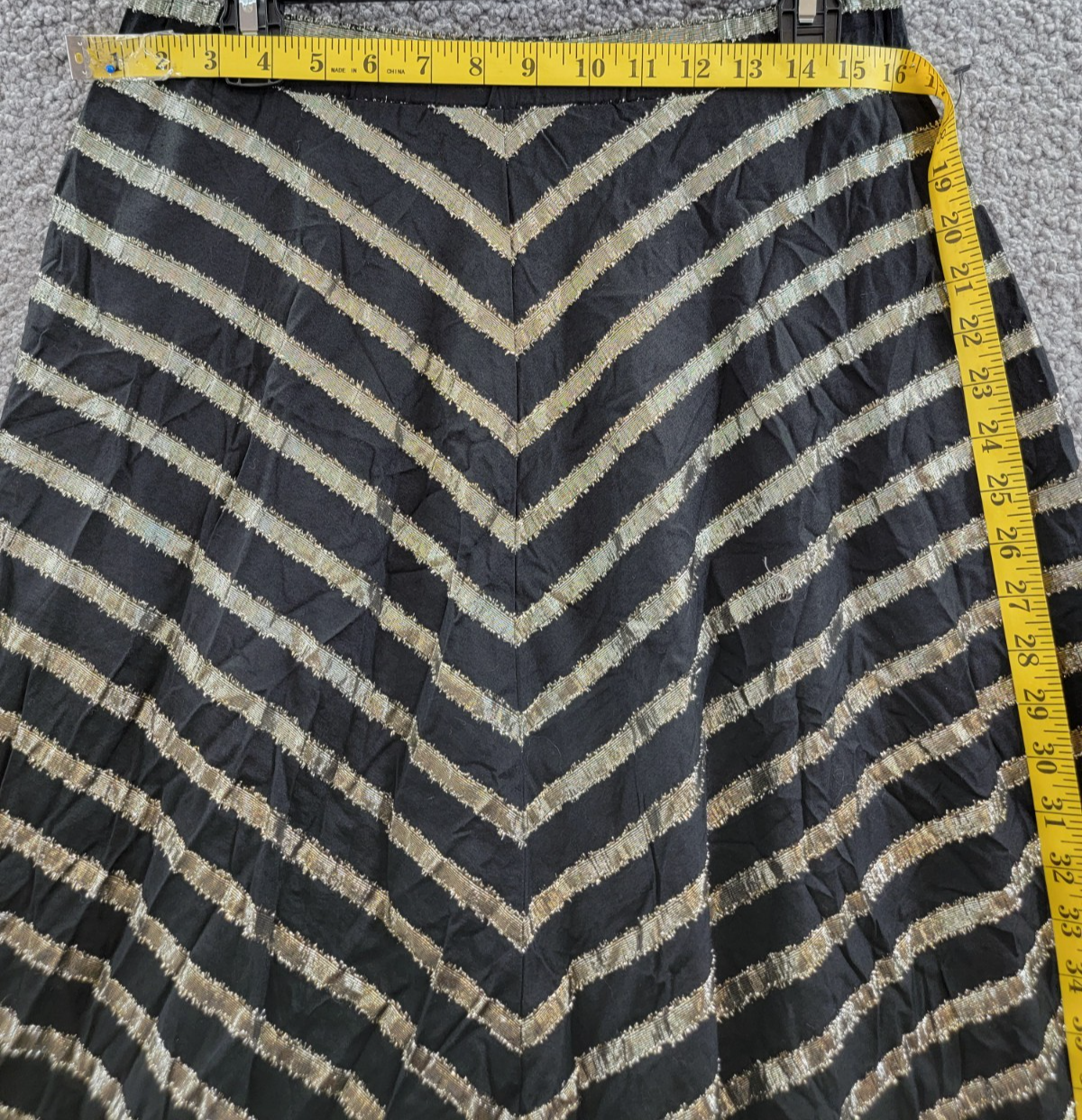 ALFANI Metallic Striped Midi Skirt Women's 8 Black/Gold Elastic Waist Pull On - Picture 8 of 15