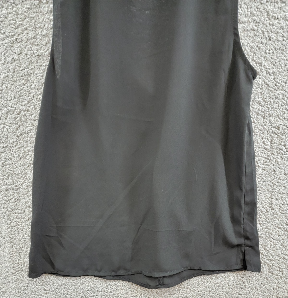 Vince Camuto Ruffle Blouse Women's XS Rich Black V-Neck Sleeveless Pullover - Picture 13 of 15