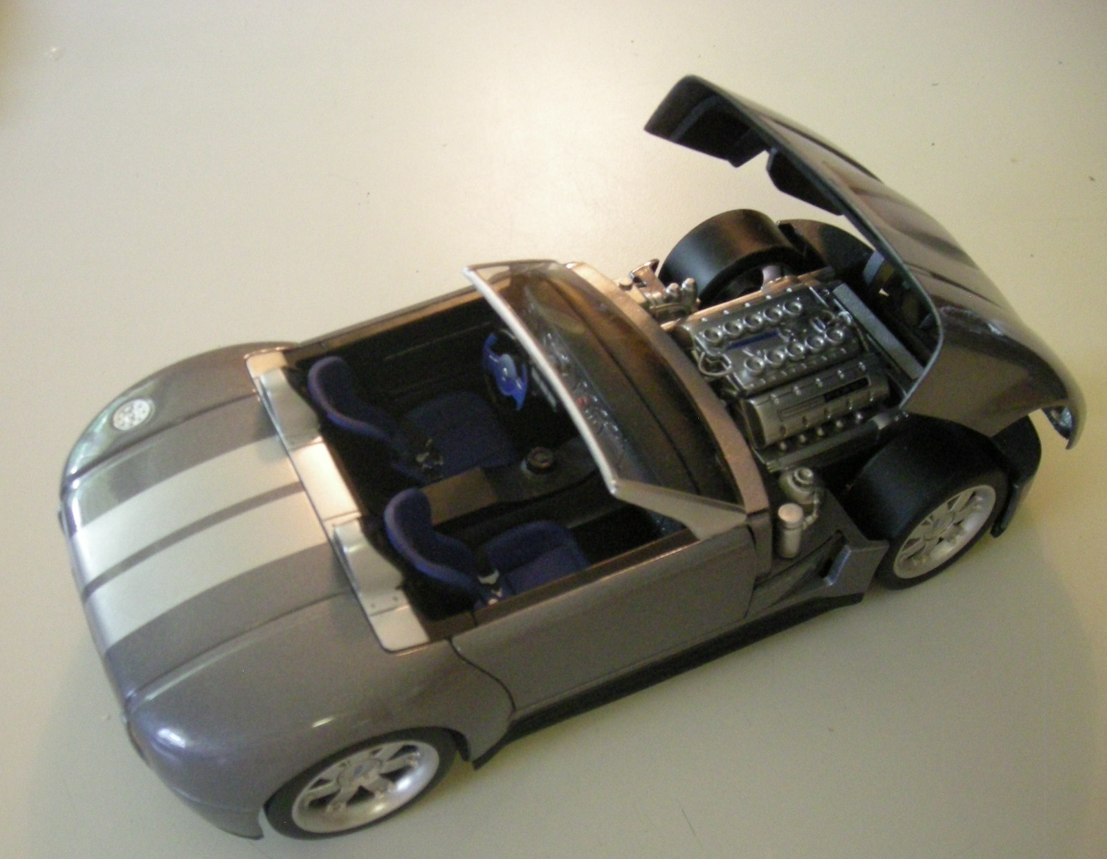 Ford Shelby Concept Car by Hot Wheels Silver 1:18 Ex Cond