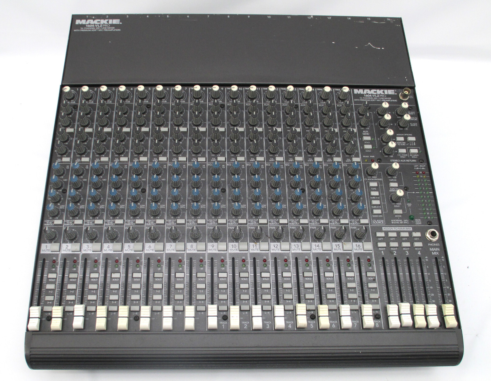 Mackie 1604-VLZ PRO 16-Channel / 4-Bus Analog Mic / Line Mackie 1604-VLZ PRO 16-Channel / 4-Bus Analog Mic / Line