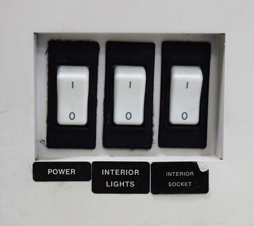 New Brunswick Innova 4230 Refrigerated Incubator Shaker w/ Sticky Pads