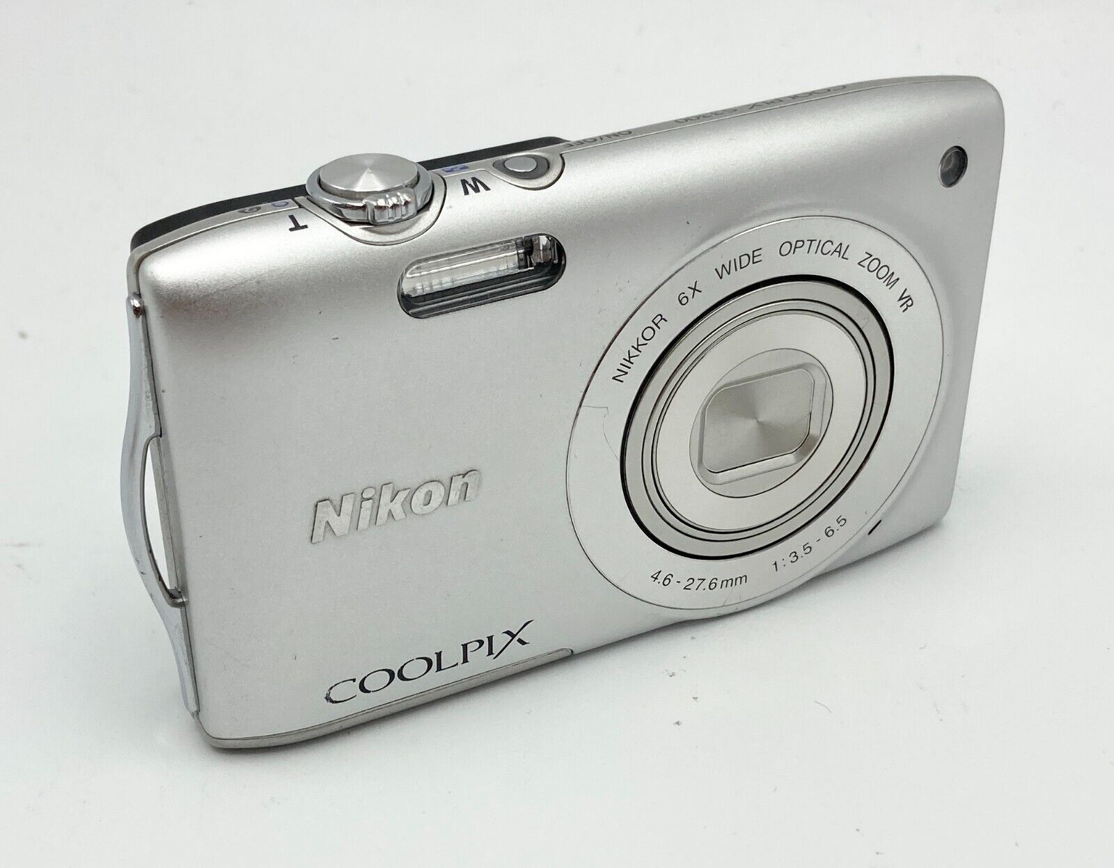 Nikon Coolpix S3300 Nikkor 6X Wide With Battery Compact Nikon Coolpix S3300 Nikkor 6X Wide With Battery Compact